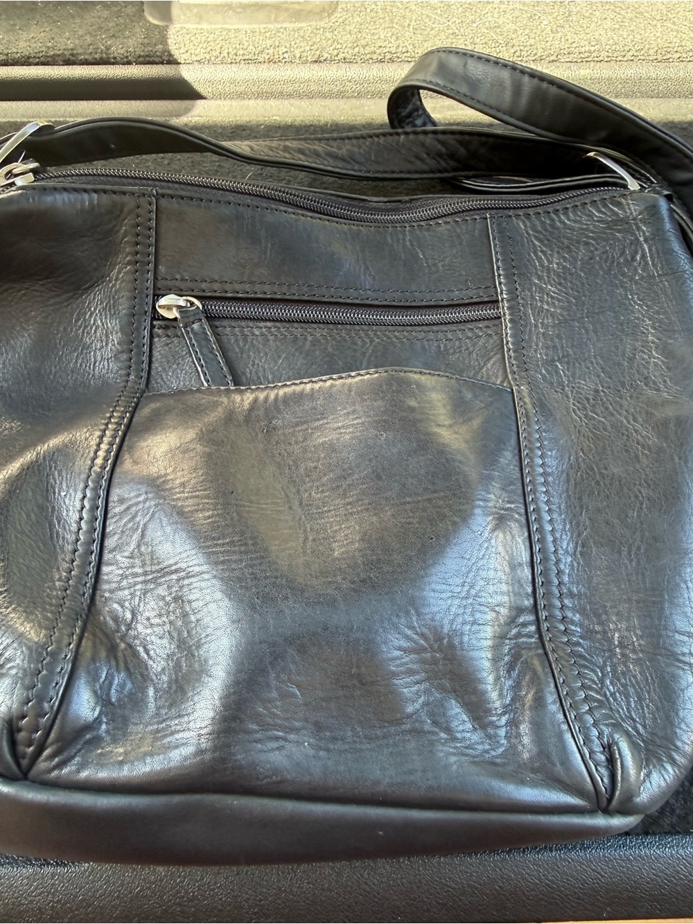 Black Leather HoBo Crossbody Shoulder Bag
Great American Leather Works
